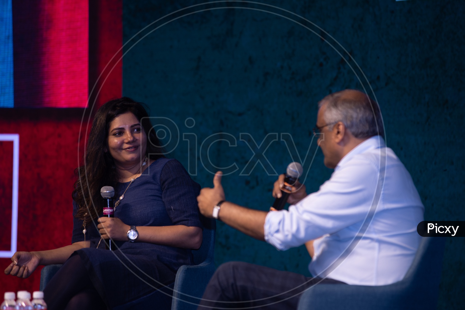Kishore Biyani, Founder and CEO of Retail Market, Future Group in Conversation with Shradha Sharma, CEO, YourStory at techSparks 2018.