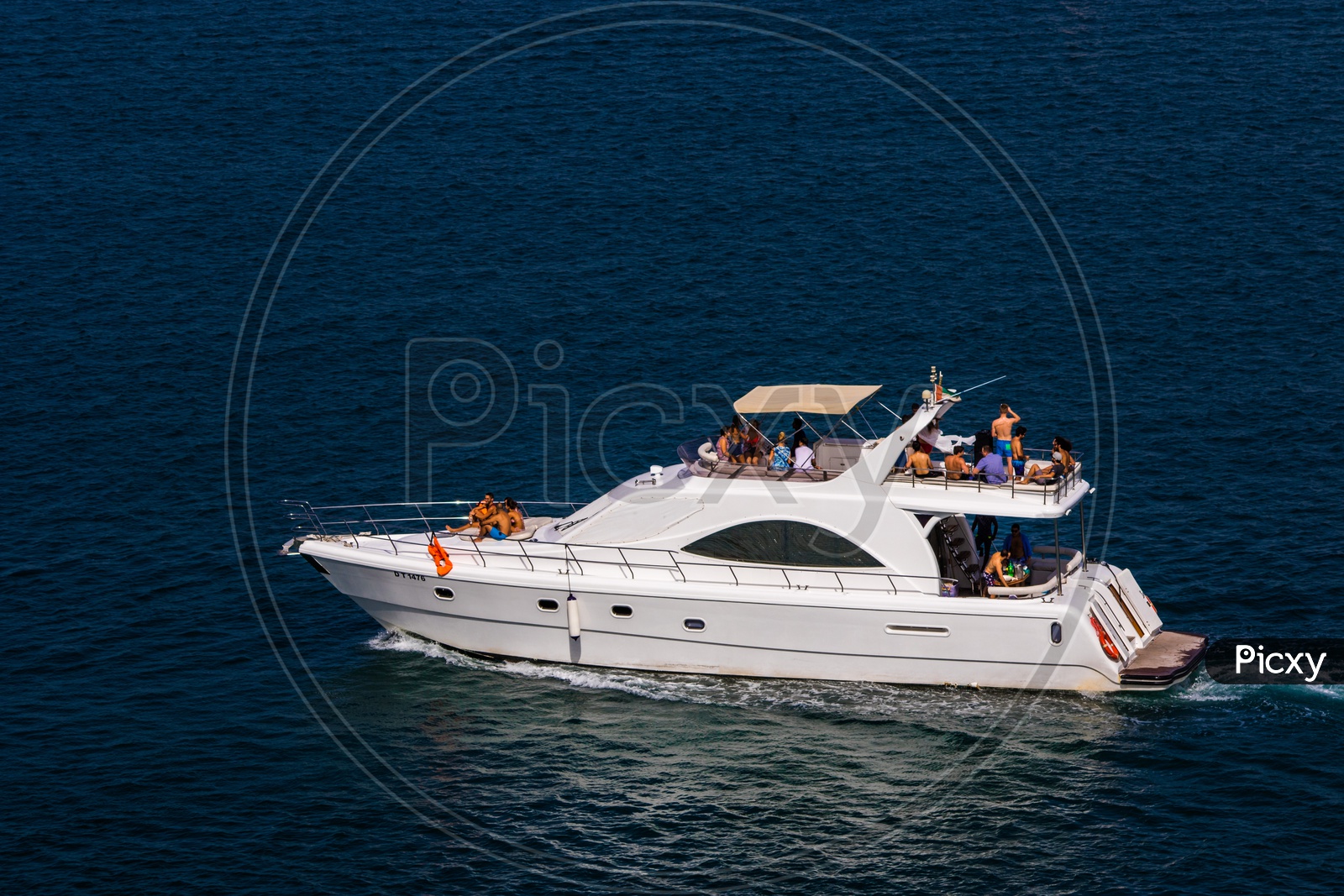 Tourist Boat near Burj Al Arab