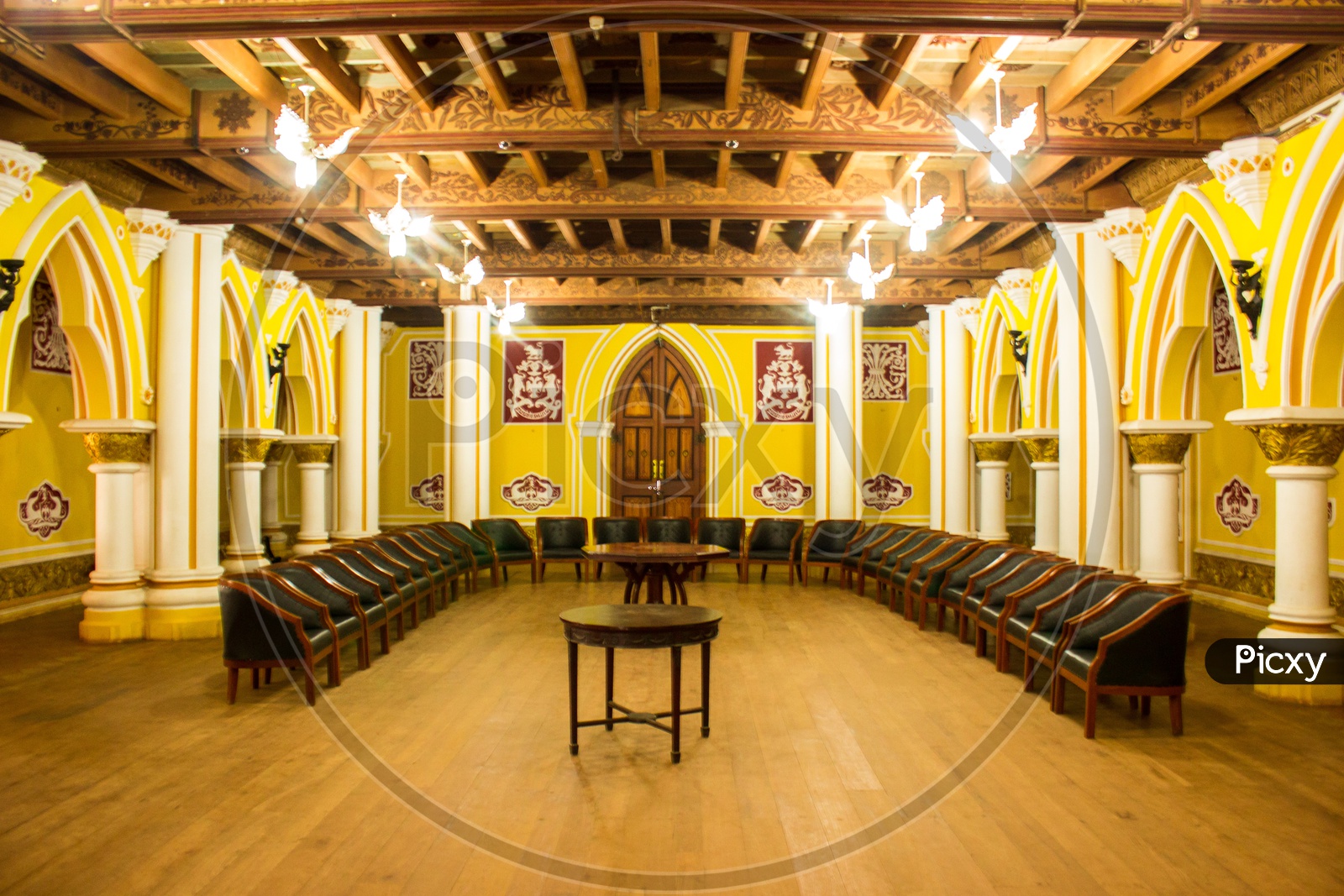 image-of-bangalore-palace-ya504281-picxy