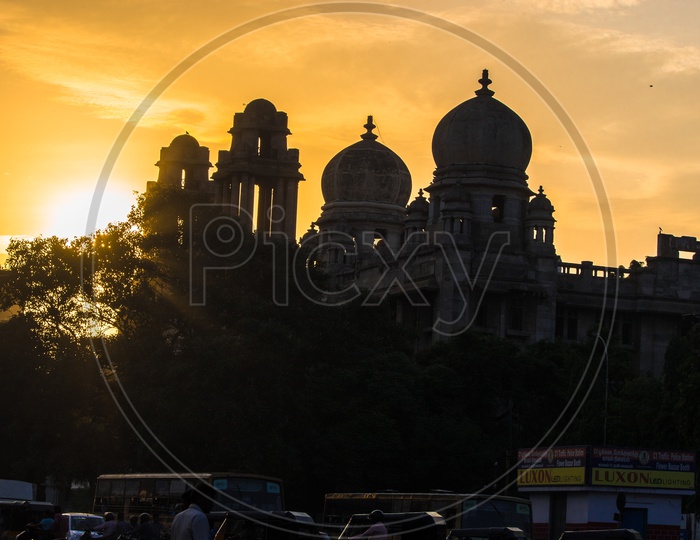 image-of-southern-railway-headquarters-chennai-sq893172-picxy