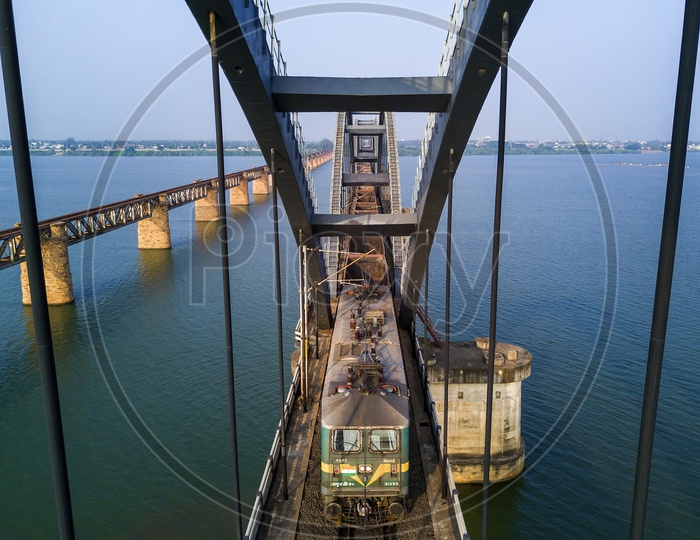 Train on Godavari Arch Bridge