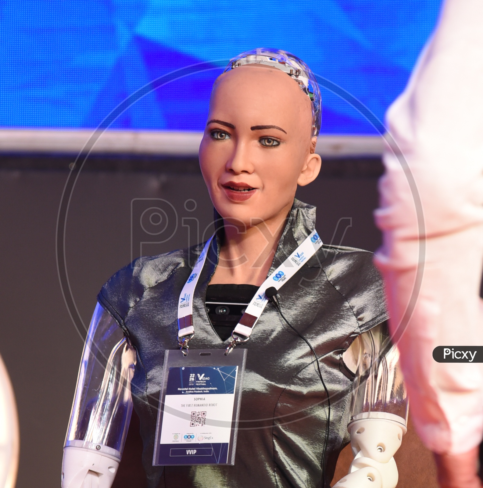 SOPHIA, First Humanoid Robot with UAE Citizenship