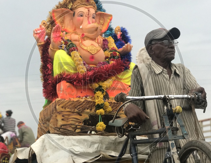 Ganesh Statue on Rickshaw