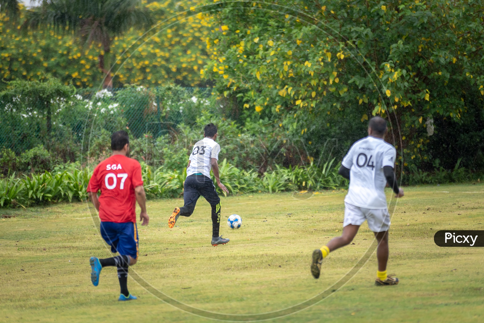 image-of-football-game-bh079997-picxy