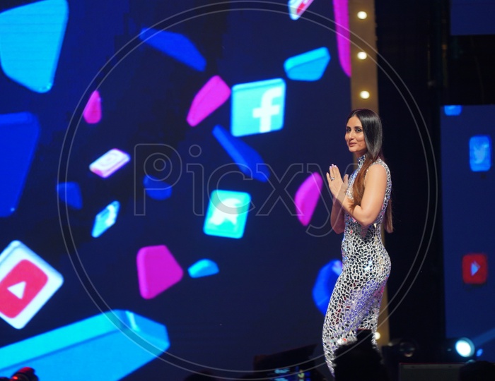 Kareena Kapoor Khan in Social Media Summit & Awards Amaravati 2018