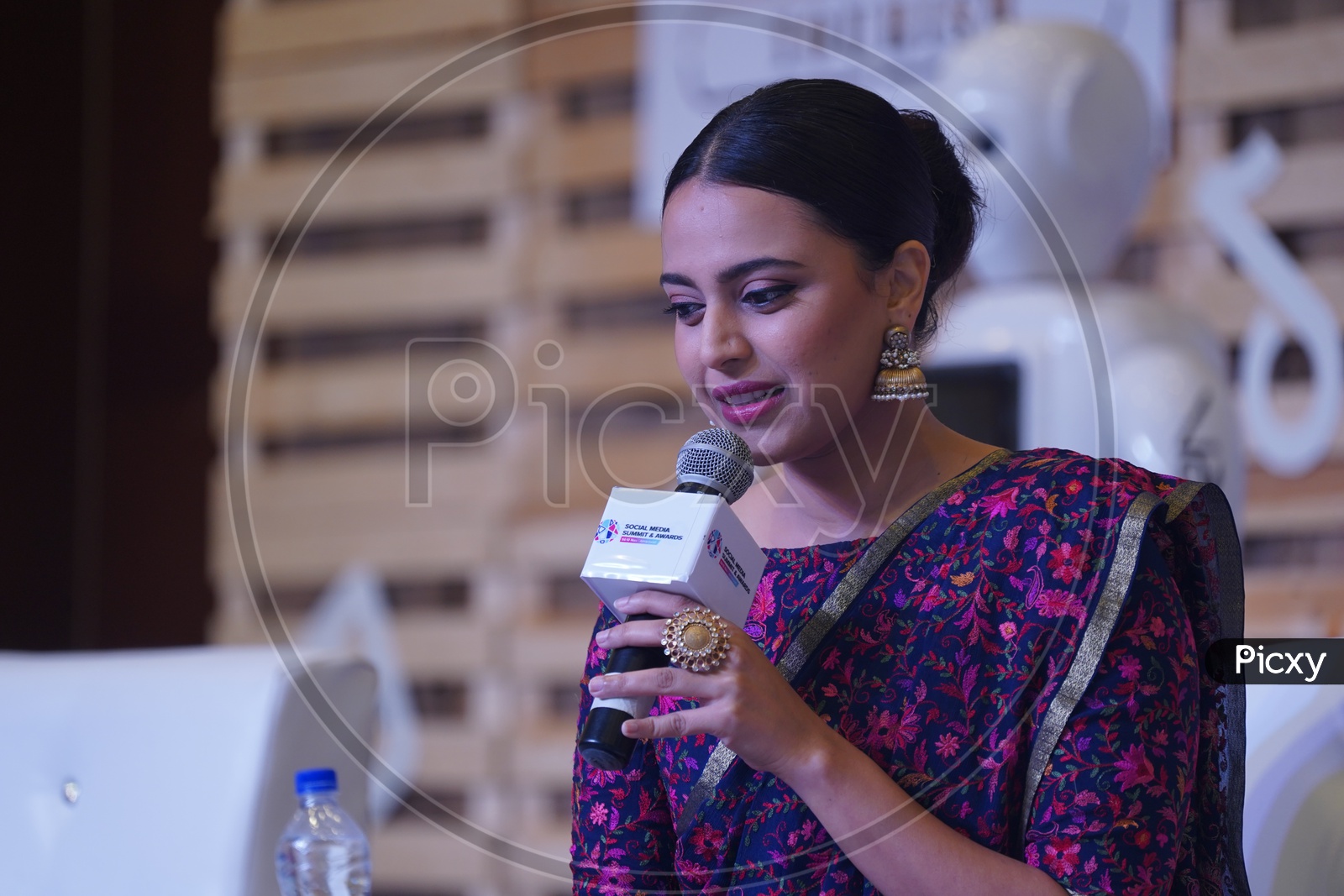 Indian Film Actress Swara Bhaskar in Social Media Summit & Awards Amaravati 2018