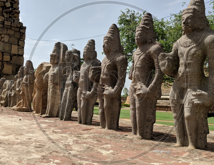 Statues in Brihadisvara Temple, Gangaikonda Cholapuram