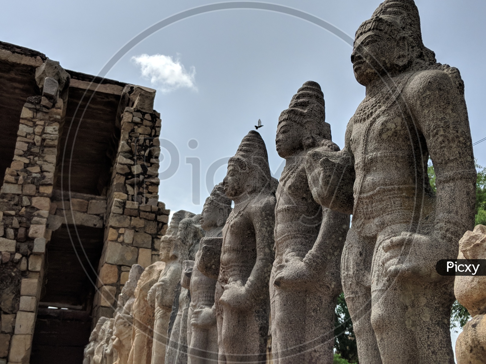 Statues in Brihadisvara Temple, Gangaikonda Cholapuram
