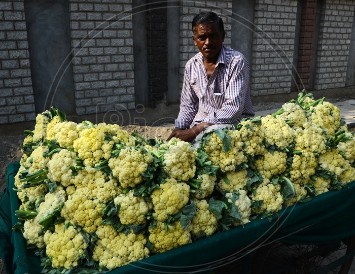 Street vendor, vegetables