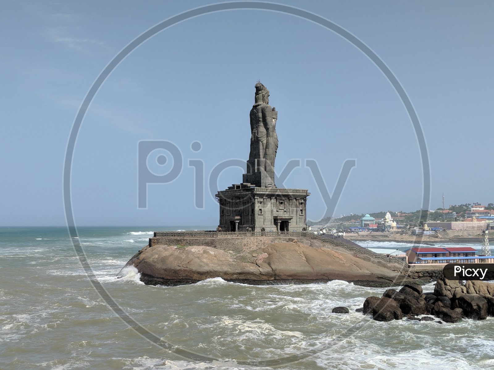 Thiruvalluvar Statue