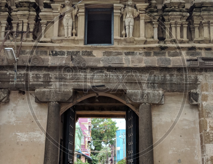 Ekambareswarar Temple or Sri Ekambaranathar Temple