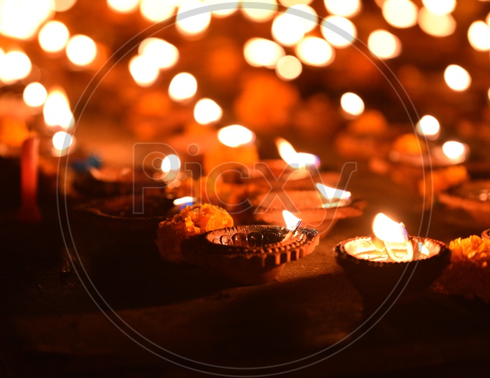Koti Deepotsavam,2018. Koti Deepotsavam is held in both Telangana and Andhra Pradesh by Hindus as a Replica of Dev Deepavali in the month of  Kartheeka Masam in Telugu Calendar