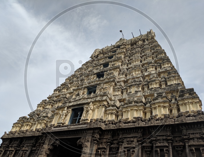 Jalakandeswarar Temple or Jalakanteshwara Temple