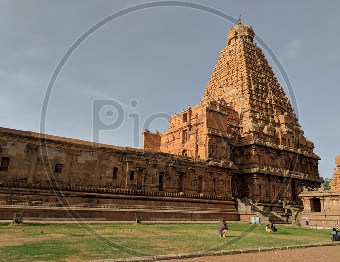 Brihadeeswarar Temple ( UNESCO)