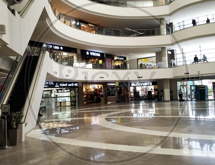 Kakinada Mall/SRMT mall