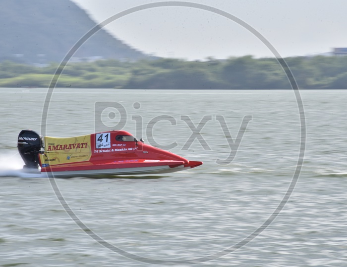 Vijayawada F1H2O Boat Race