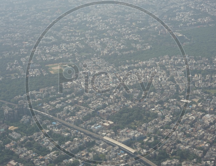 Delhi City covered with SMOG