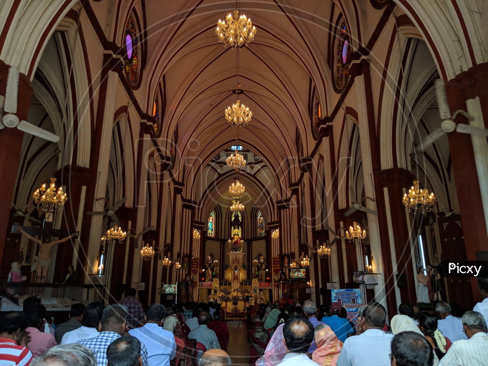 Basilica of the Sacred Heart of Jesus, Pondicherry