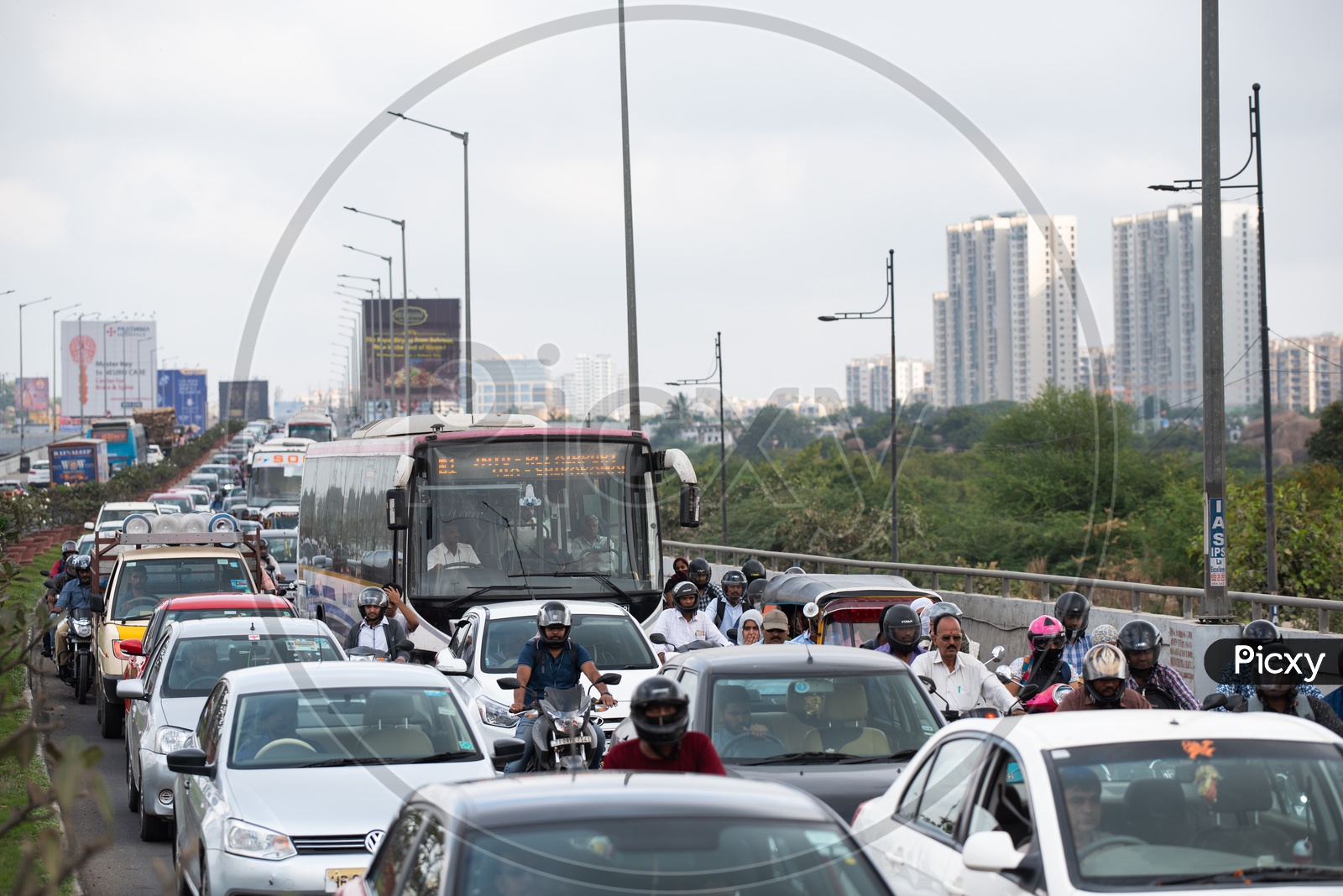 Hyderabad Traffic - TSRTC