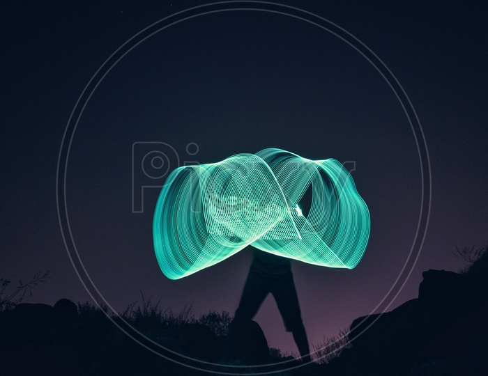 Light painting in infinity