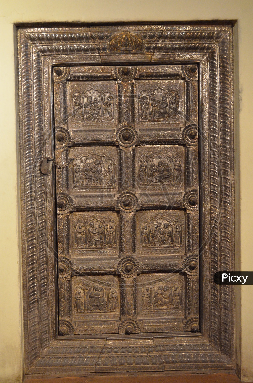 Exquisite antique Doors India