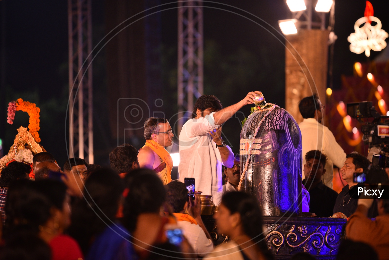 Actor Pawan Kalyan Worshiping Lord Shiva at Koti Deepotsavam