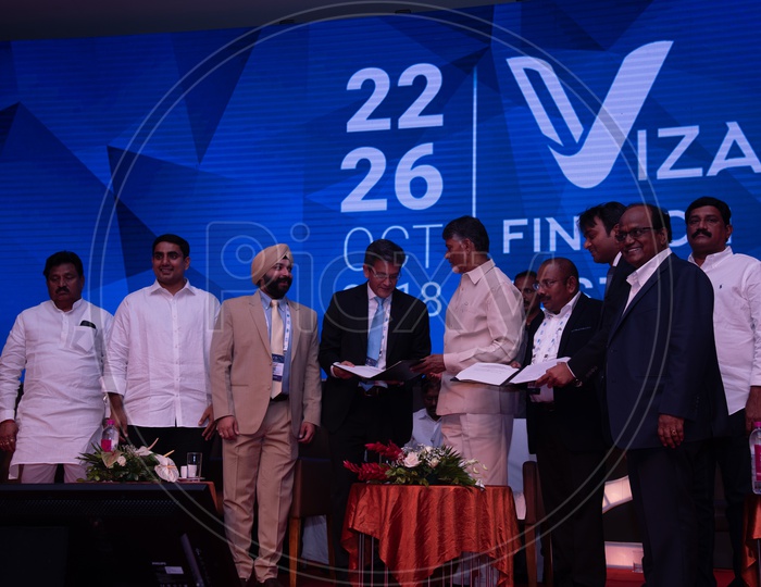 Nara Chandrababu Naidu Honorable Cheif Minister Andhra Pradesh State, Signing MOUs At Vizag FINTECH  Festival 2018