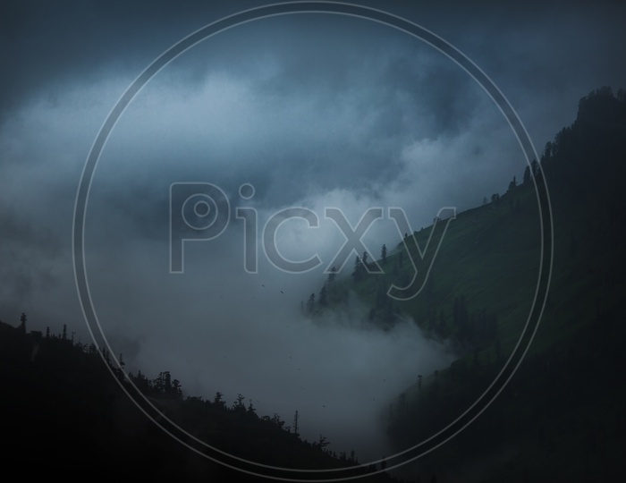 Mountain Valleys in Leh / Vally Views of Leh / Foggy Mountains in Leh