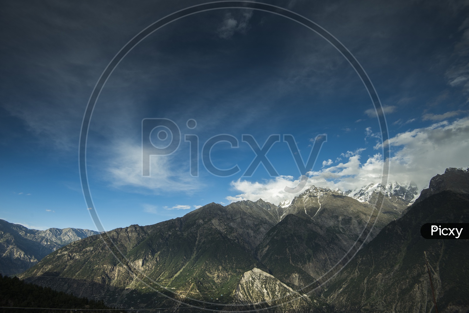 Mountain Valleys in Leh / Valley Views in Leh / Terrains Leh