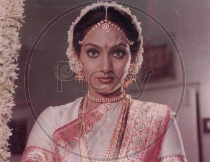 Actress Madhavi in Chattamtho Poratam Telugu Movie