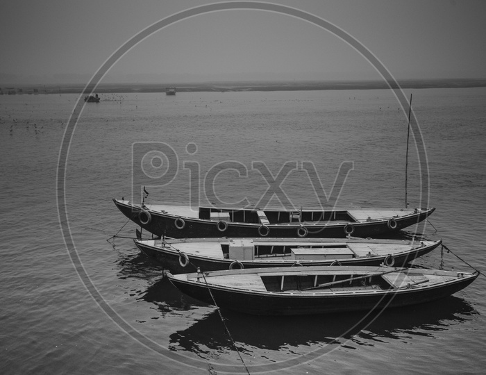 Sailing Boats on Ganga river in Varanasi / Boat Transport in Varanasi