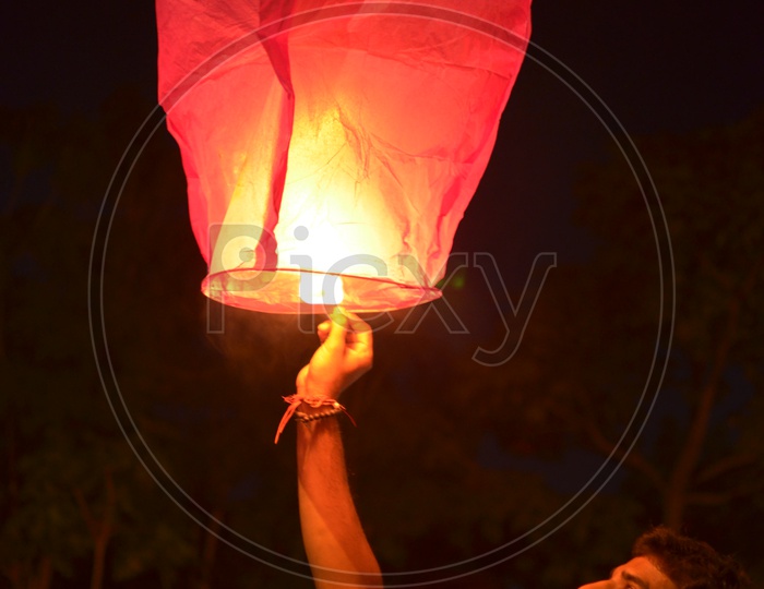 People Flying Sky Laterns / Chinese Laterns / Kongming Laterns /Lumina Lantern Festival at Gachibowli Stadium