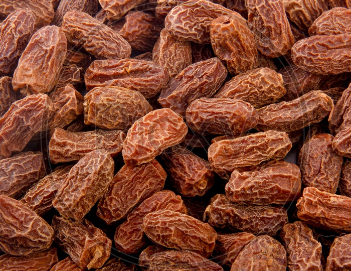 Dry Dates Situated Arbitrarily