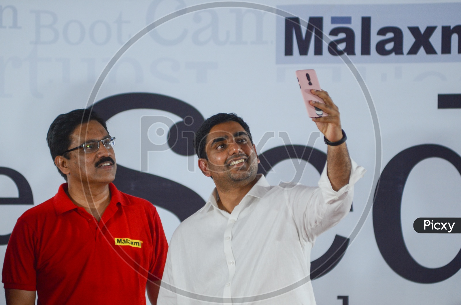IT Minister Nara Lokesh takes a selfie at Sedibus launching ceremony