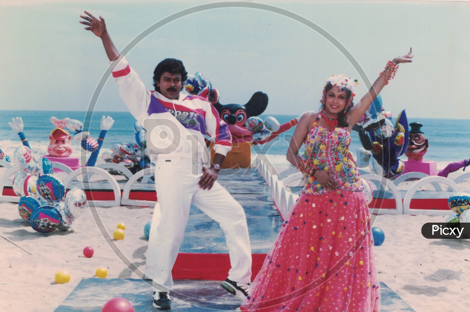 Chiranjeevi and Ramya Krishna dance in Alluda Majaka Movie