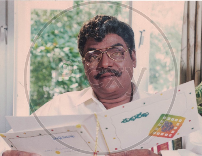 Kota Srinivasa Rao in Alluda Majaka Movie