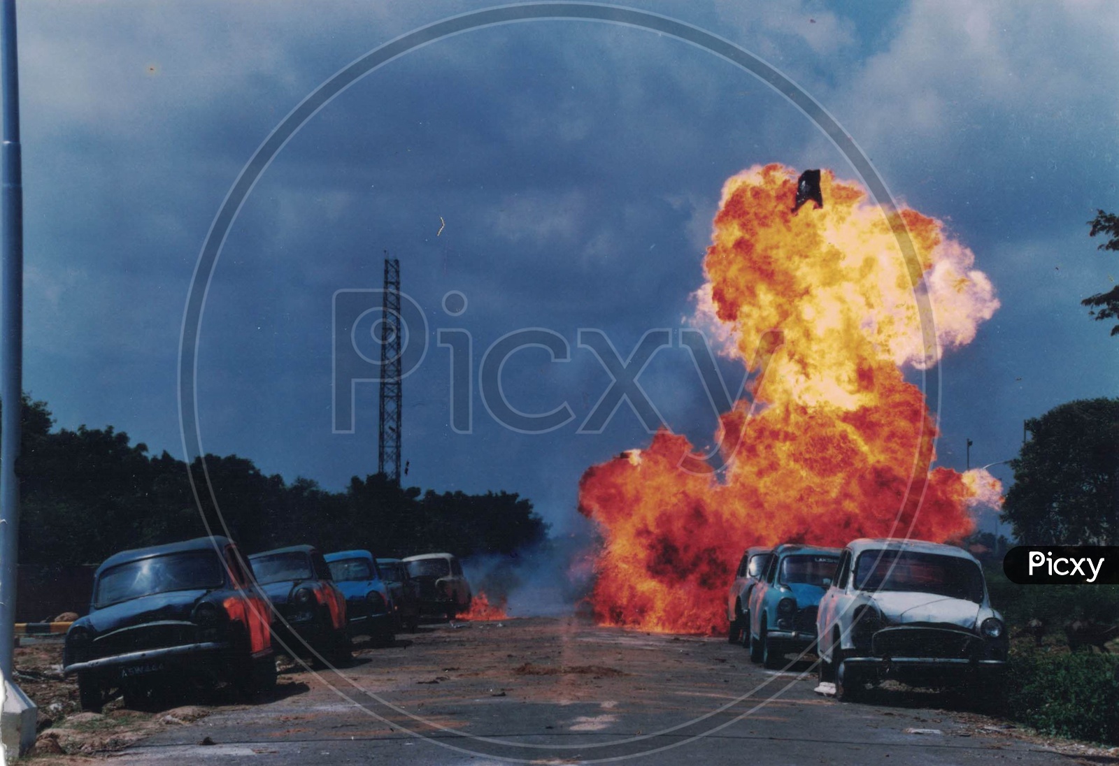 Car Blast Scene in Alluda Majaka Movie