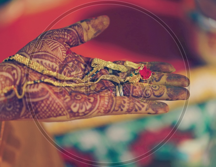 Thalli/Mangalsutra/Indian hindu Wedding / Wedding Rituals / Traditinal Shots in an Indian Hindu Wedding