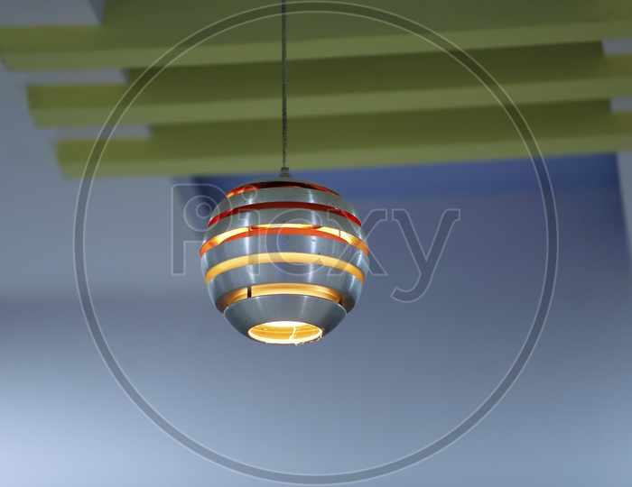 Pendant Lights / Suspended Ceiling Lights / Hanging lights