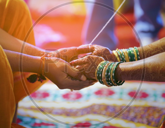 Indian hindu Wedding / Wedding Rituals / Traditinal Shots in an Indian Hindu Wedding/Panigraham