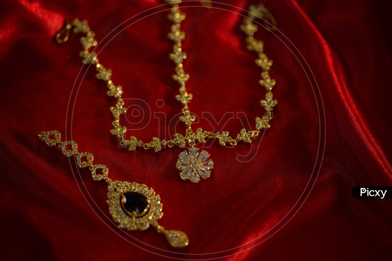 Indian Made Gold Jewellery  Pendents    Closeup Shot