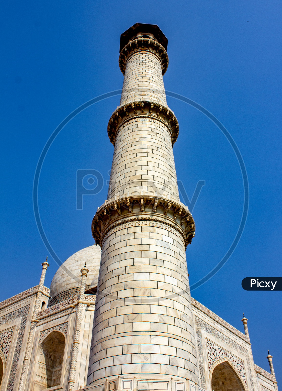 Minar of Taj Mahal