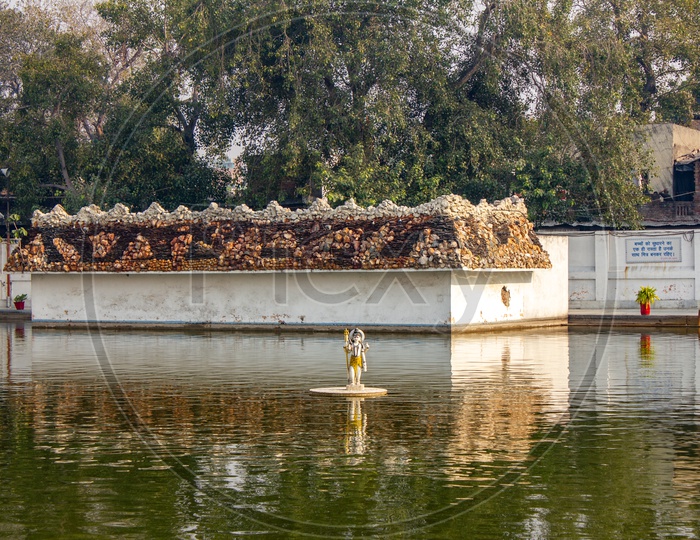 Water pond at Golden Temple