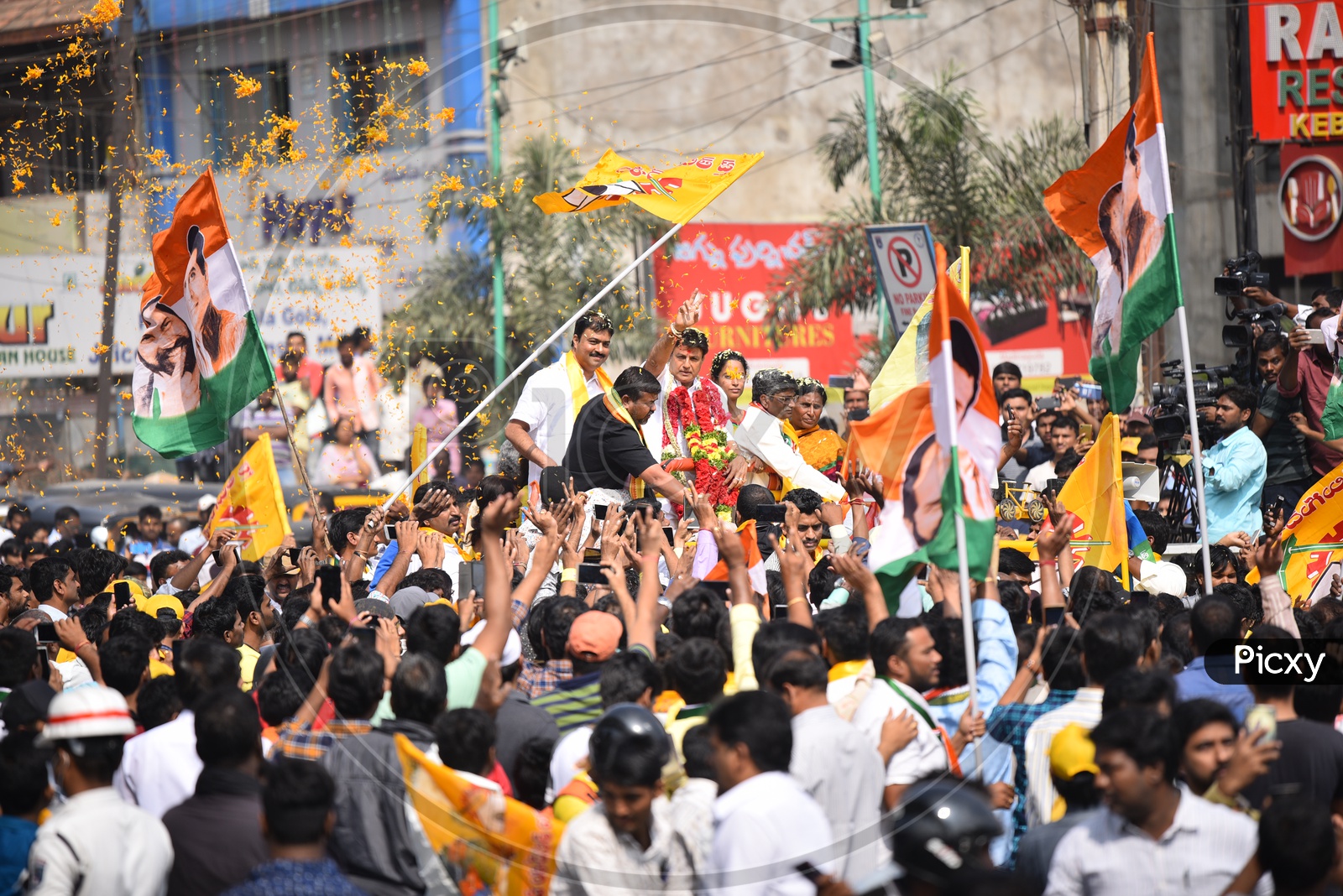 Nandamuri BalaKrishna TDP MLA Hindupur  in a Road Show As a Part of Election Campaign  For Telangana General Elections 2018