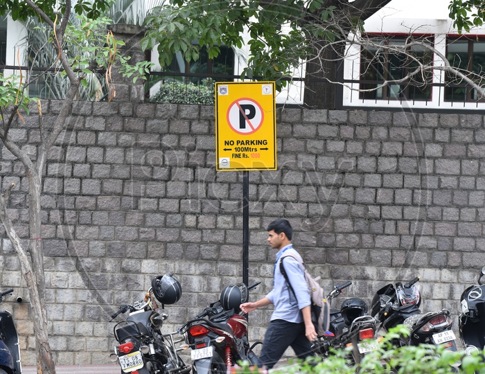 Vehicles Parking at a NO Parking Zone In Hyderabad