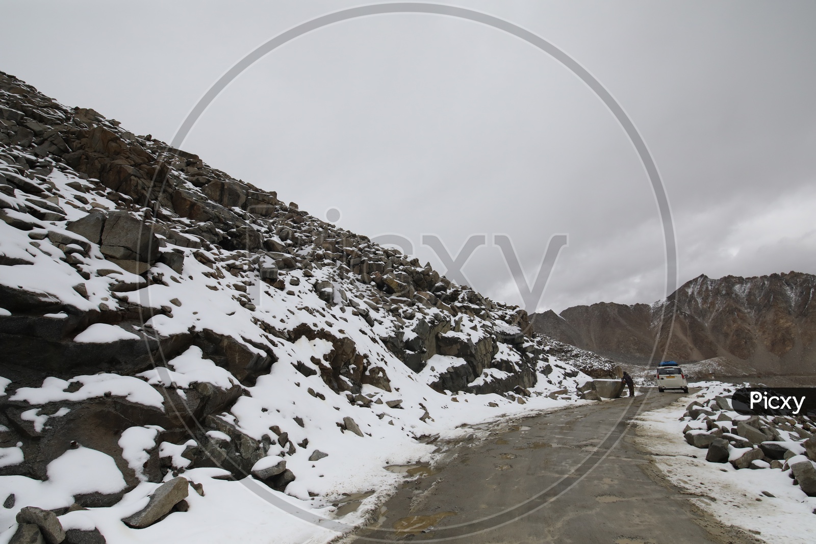 Roads in  Leh Between  Snow Filled Mountains
