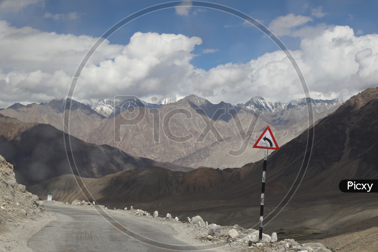 Ghat Roads in  Leh