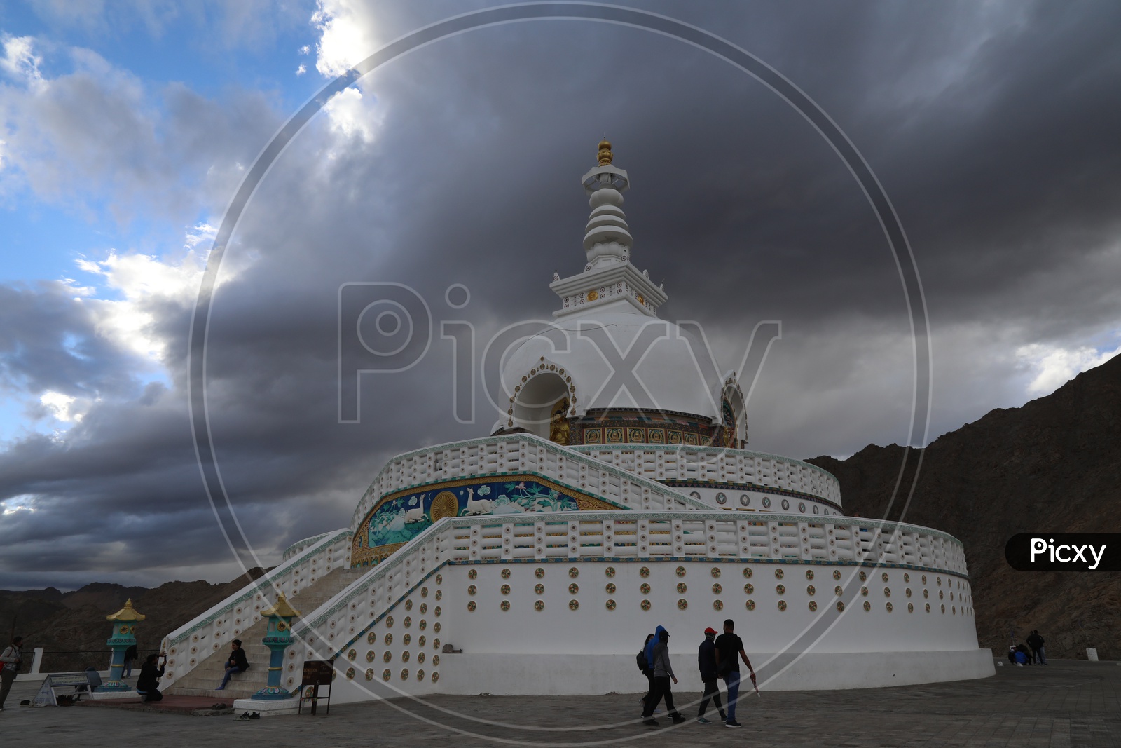 Shanti Stupa,Leh