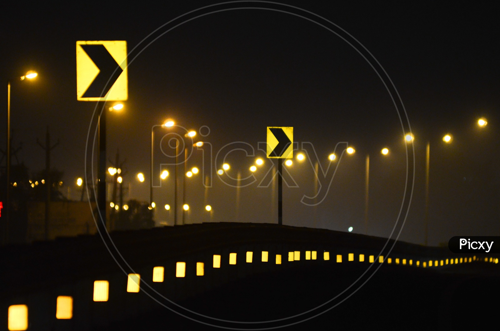 Highway reflectors, safety, roads, night