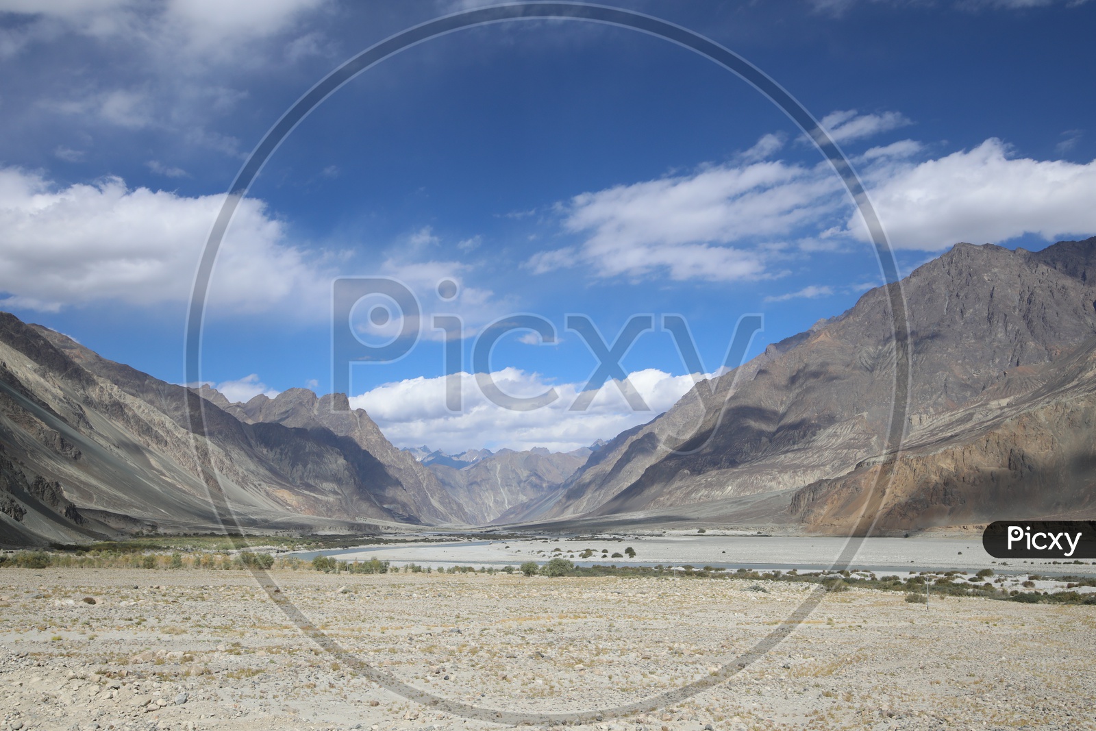 Beautiful landscape of Himalayas mountains from leh